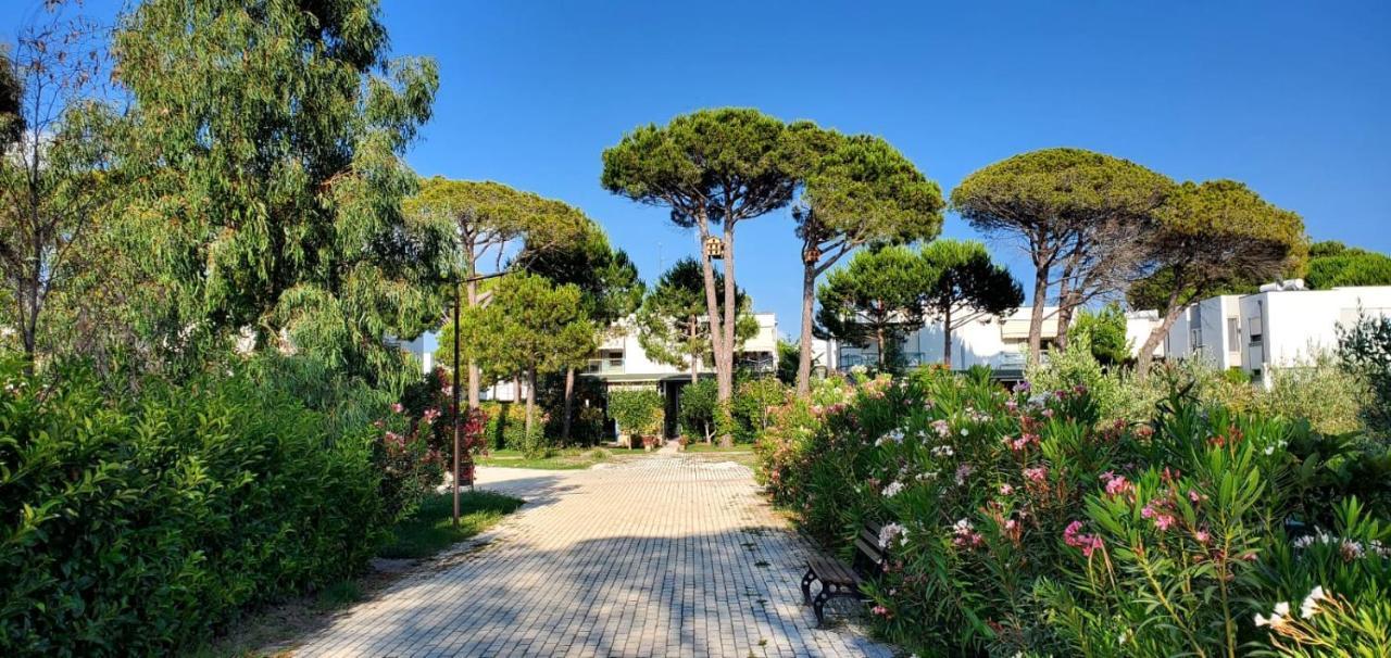 Villa Artino Durrës Esterno foto